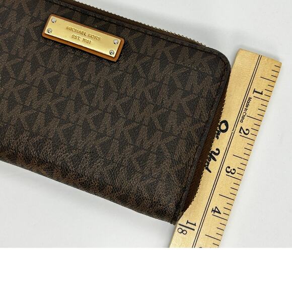 Michael Kors Brown Leather MK Logo, ID Credit Card Coin Purse with Wrist Strap - Picture 9 of 10